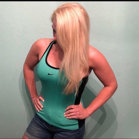 Nike Womens Athletic Top, Green Medium - Picture 2 of 5